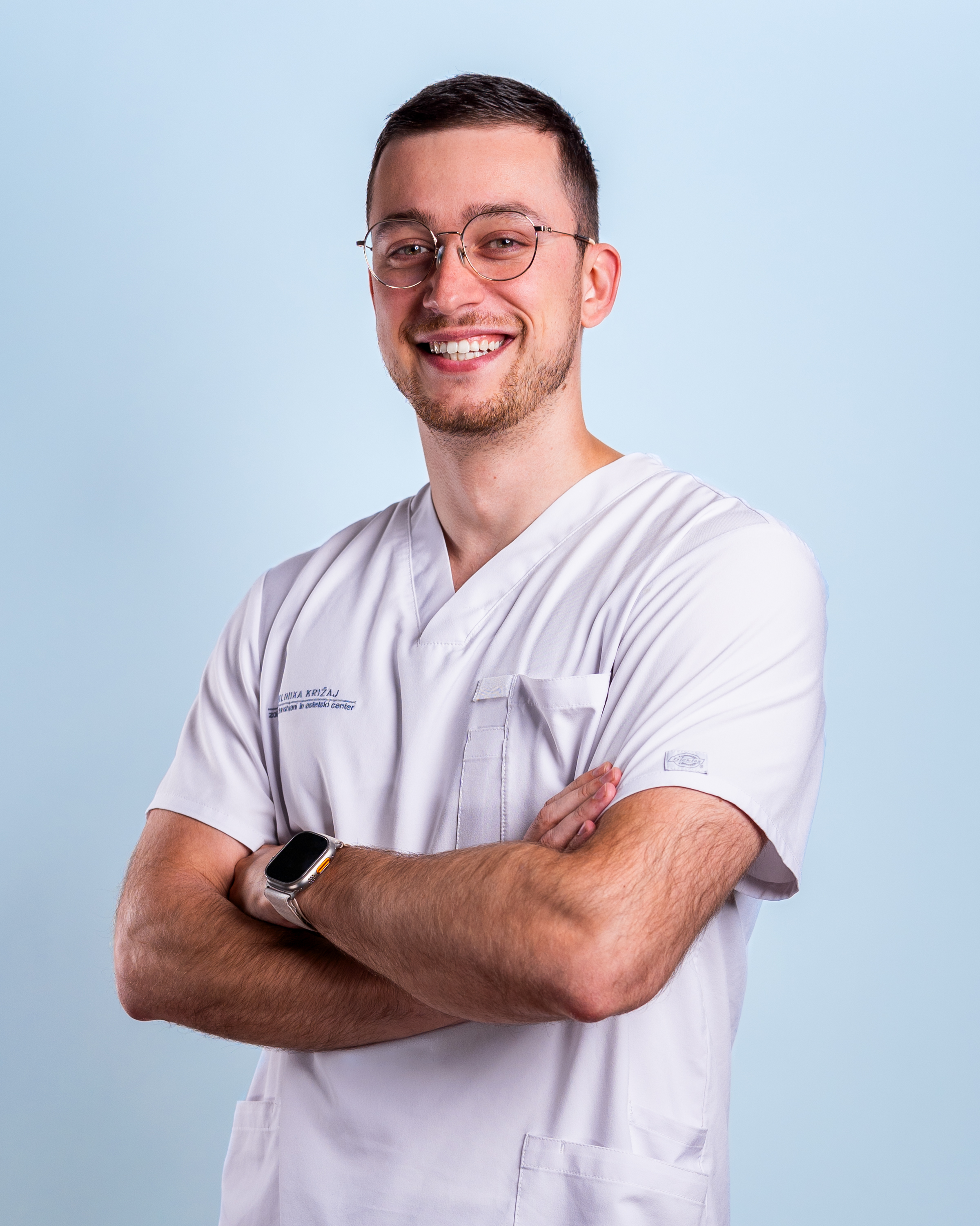 Križaj zaposleni